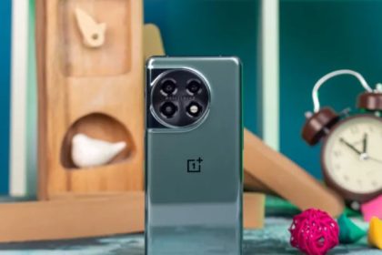 وانپلاس ۱۲ غافلگیرمان کرد: آپدیت OxygenOS 15 یک هفته زودتر رسید! 13 وانپلاس ۱۲ غافلگیرمان کرد: آپدیت OxygenOS 15 یک هفته زودتر رسید!