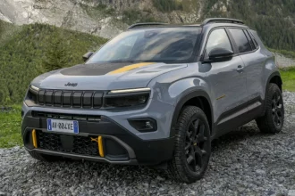 انقلابی در رانندگی: جیپ اونجر ۲۰۲۵ با هوش مصنوعی ChatGPT