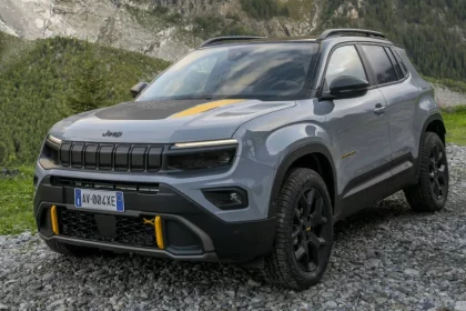 انقلابی در رانندگی: جیپ اونجر ۲۰۲۵ با هوش مصنوعی ChatGPT