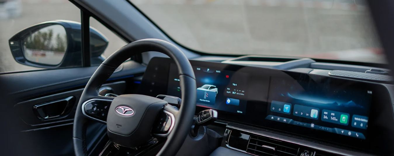 فونیکس FX EV: آیندهی خودروهای برقی در ایران 15 فونیکس FX EV: آیندهی خودروهای برقی در ایران