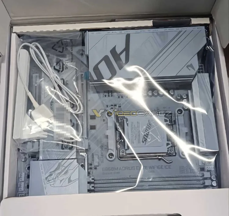 AMD با مادربرد سفید B850، دنیای سختافزار را روشن میکند 14 AMD با مادربرد سفید B850، دنیای سختافزار را روشن میکند