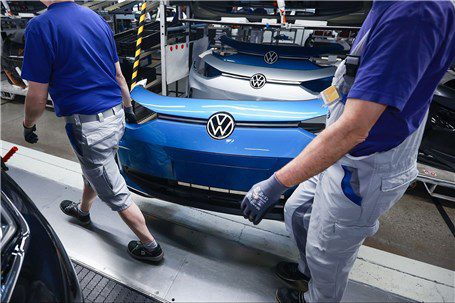 فولکسواگن: ۳۵ هزار اخراج تا سال ۲۰۳۰ 14 فولکسواگن: ۳۵ هزار اخراج تا سال ۲۰۳۰