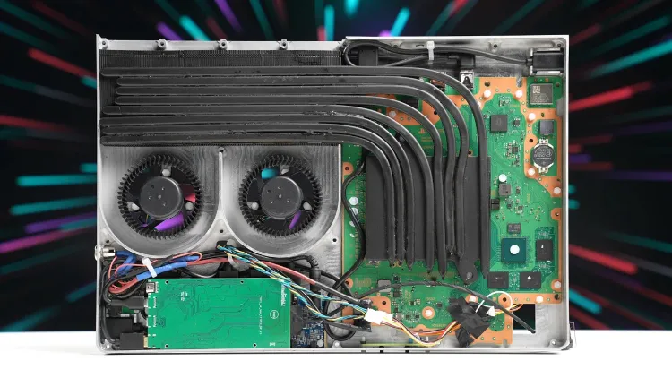 تبدیل کنسول به لپ‌تاپ: پروژه‌ای عجیب با قیمت نجومی!