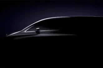 مرسدس بنز ون برقی جدید خود را رونمایی می‌کند