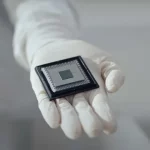 گوگل با تراشه‌ی کوانتومی رویلو، به مرزهای جدید محاسبات دست یافت