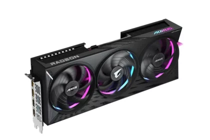 AMD RX 9070 و 9070 XT رونمایی شدند: اولین نگاه به مشخصات و قیمت 13 AMD RX 9070 و 9070 XT رونمایی شدند: اولین نگاه به مشخصات و قیمت