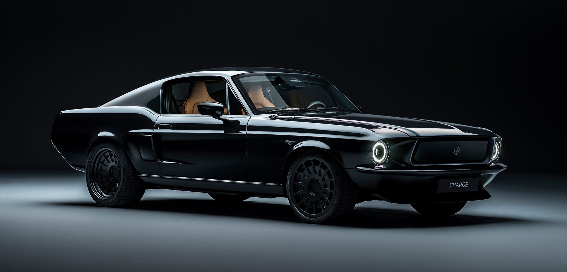 موستانگ کلاسیک، قلب برقی: چارج کارز با موستانگ ۱۹۶۷ الکتریکی تاریخساز میشود 14 موستانگ کلاسیک، قلب برقی: چارج کارز با موستانگ ۱۹۶۷ الکتریکی تاریخساز میشود