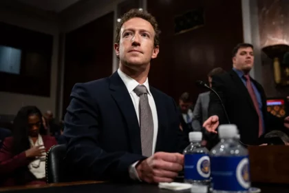 متا با ۶۵ میلیارد دلار به جنگ هوش مصنوعی میرود 13 متا با ۶۵ میلیارد دلار به جنگ هوش مصنوعی میرود