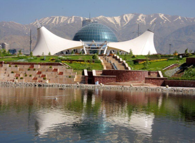 بهترین محلههای تهران برای اقامت کاری و تفریحی 14 بهترین محلههای تهران برای اقامت کاری و تفریحی