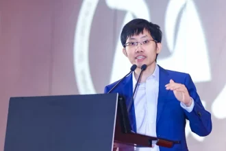 دیدار تاریخی خالق دیپ‌سیک با رئیس‌جمهور چین؛ تحولی در دنیای هوش مصنوعی؟