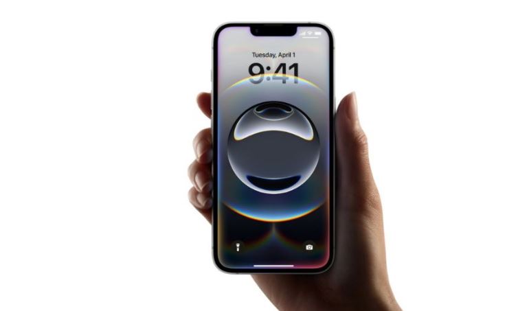 خداحافظ تاچ آیدی، سلام نمایشگر بزرگتر؛ ۵ تغییر کلیدی آیفون 16e 14 خداحافظ تاچ آیدی، سلام نمایشگر بزرگتر؛ ۵ تغییر کلیدی آیفون 16e