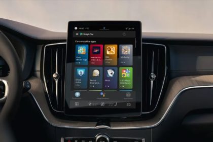 ده‌ها اپلیکیشن جدید به خودروهای مجهز به Google built-in می‌آیند: آغاز انقلاب سرگرمی در خودروها