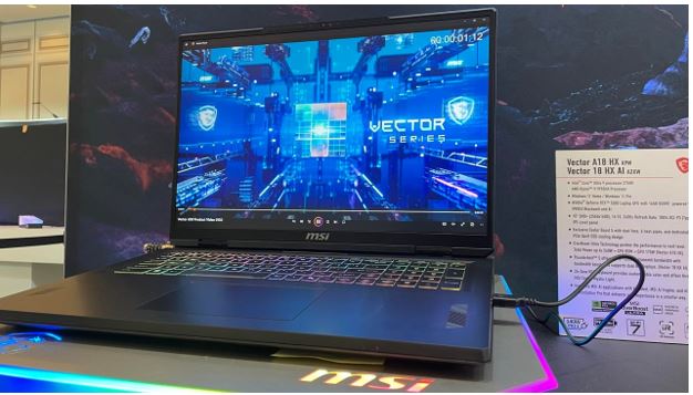 لپتاپهای گیمینگ MSI با کارت گرافیک RTX 50 در CES 2025 رونمایی شدند 19 لپتاپهای گیمینگ MSI با کارت گرافیک RTX 50 در CES 2025 رونمایی شدند