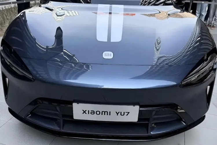 اولین تصاویر از کابین شاسیبلند برقی YU7 شیائومی منتشر شد 17 اولین تصاویر از کابین شاسیبلند برقی YU7 شیائومی منتشر شد