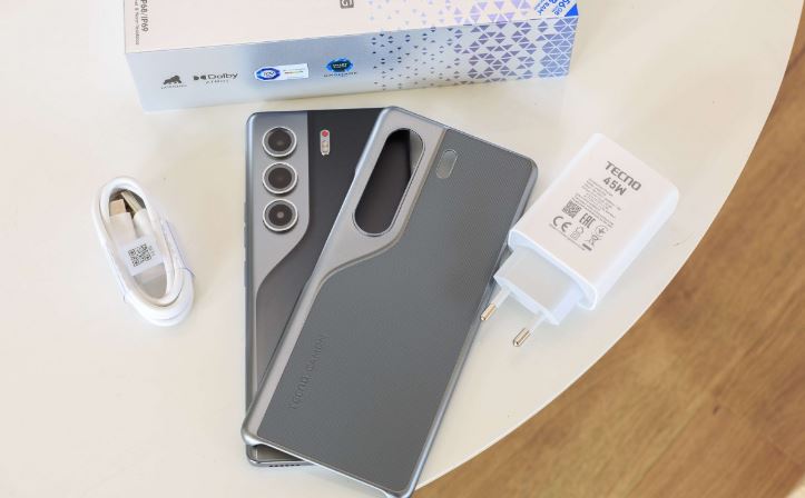 با Tecno Camon 40 Pro 5G، آینده در دستان شماست: جعبهگشایی یک شاهکار! 14 cc 9