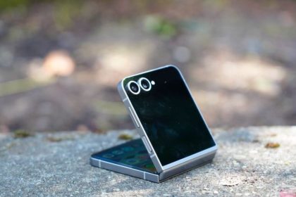 گلکسی Z Flip 6 با 849 دلار تخفیف: حافظه دو برابر، هدیه رایگان و قیمتی باورنکردنی! 13 گلکسی Z Flip 6 با 849 دلار تخفیف: حافظه دو برابر، هدیه رایگان و قیمتی باورنکردنی!