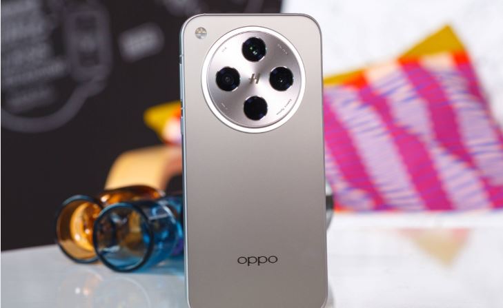 اوپو Find X8S: کوچک اما قدرتمند، با نمایشگر 6.3 اینچی و عمر باتری فوقالعاده 14 اوپو Find X8S: کوچک اما قدرتمند، با نمایشگر 6.3 اینچی و عمر باتری فوقالعاده