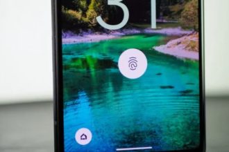 انقلابی در امنیت گوگل: باز کردن قفل پیکسل با اثر انگشت حتی هنگام خاموشی صفحه!