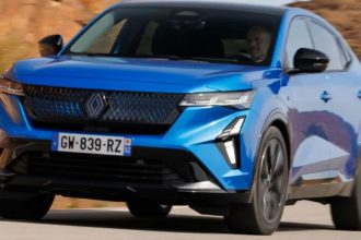 شگفتی جدید رنو: رافال کوپه-شاسی بلند با مصرف باورنکردنی 60 مایل بر گالن!