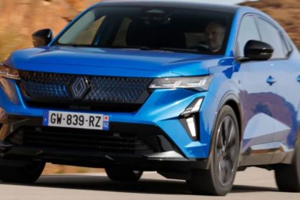 شگفتی جدید رنو: رافال کوپه-شاسی بلند با مصرف باورنکردنی 60 مایل بر گالن! 13 شگفتی جدید رنو: رافال کوپه-شاسی بلند با مصرف باورنکردنی 60 مایل بر گالن!