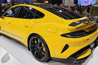 سونامی شیائومی SU7: فروش 180,000 دستگاه و صف دو ساله برای مدل Ultra!