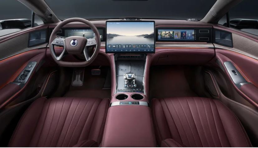 پادشاهی بریتانیا در محاصره هیولا: BYD DENZA با قدرت 1000 اسب بخار به میدان میآید! 15 پادشاهی بریتانیا در محاصره هیولا: BYD DENZA با قدرت 1000 اسب بخار به میدان میآید!