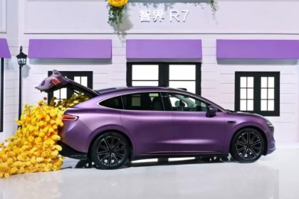 رکوردشکنی جدید در خودروهای برقی: Huawei و Chery با Luxeed R7 و برد حیرت‌انگیز 1627 کیلومتر!