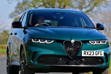 آلفارومئو توناله با پرداخت ماهانه فوقالعاده 269 پوند! 13 آلفارومئو توناله با پرداخت ماهانه فوقالعاده 269 پوند!