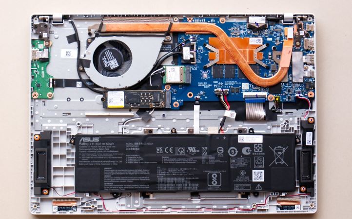 ایسوس Vivobook 16 X1607QA (اسنپدراگون X): قدرت پردازشی و عمر باتری استثنایی در یک میانرده مقرونبهصرفه 20 ایسوس Vivobook 16 X1607QA (اسنپدراگون X): قدرت پردازشی و عمر باتری استثنایی در یک میانرده مقرونبهصرفه