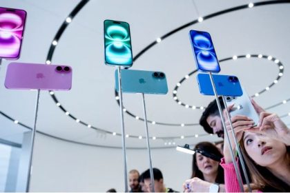 انقلاب هوش مصنوعی در iOS: نسخه 18.4 با قابلیتهای پیشرفته AI و ایموجیهای اختصاصی رونمایی شد! 13 انقلاب هوش مصنوعی در iOS: نسخه 18.4 با قابلیتهای پیشرفته AI و ایموجیهای اختصاصی رونمایی شد!