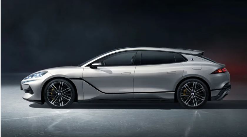 پادشاهی بریتانیا در محاصره هیولا: BYD DENZA با قدرت 1000 اسب بخار به میدان میآید! 16 ll 1