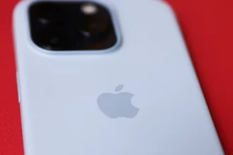 پرده‌برداری از iOS 19: دسکتاپ آیفون و سیری با هوش مصنوعی پیشرفته در راهند