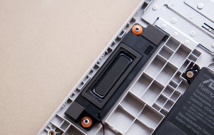 ایسوس Vivobook 16 X1607QA (اسنپدراگون X): قدرت پردازشی و عمر باتری استثنایی در یک میانرده مقرونبهصرفه 25 ایسوس Vivobook 16 X1607QA (اسنپدراگون X): قدرت پردازشی و عمر باتری استثنایی در یک میانرده مقرونبهصرفه