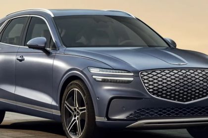 جنسیس GV70 الکتریکی جدید: قدرت بیشتر، طراحی جذابتر و فناوری پیشرفته! 13 جنسیس GV70 الکتریکی جدید: قدرت بیشتر، طراحی جذابتر و فناوری پیشرفته!