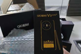آلکاتل با مدل V3 Ultra بازمی‌گردد: معرفی گوشی مقرون‌به‌صرفه 5G با طراحی جذاب