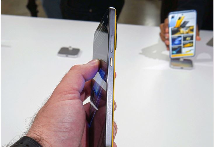 بررسی میدانی Realme GT 7T: شاهکار جدید در گوشیهای گیمینگ مقرونبهصرفه 15 بررسی میدانی Realme GT 7T: شاهکار جدید در گوشیهای گیمینگ مقرونبهصرفه