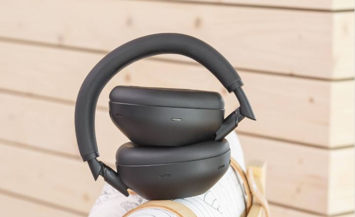هدفون سونی WH-1000XM6 در تست عملی: آیا ارتقاء از XM5 منطقی است