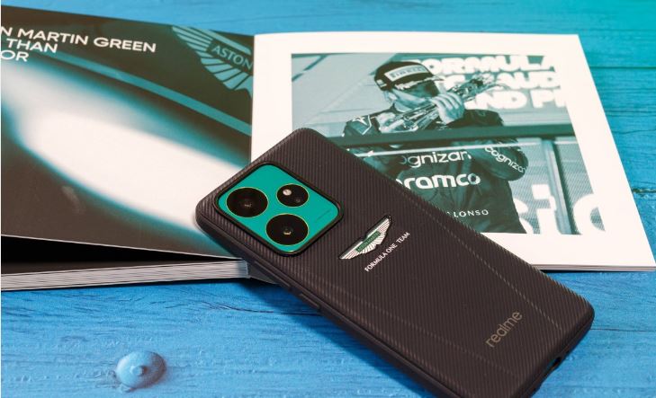 رؤیای سرعت محقق شد: جعبهگشایی انحصاری Realme GT 7 Dream Edition 14 رؤیای سرعت محقق شد: جعبهگشایی انحصاری Realme GT 7 Dream Edition