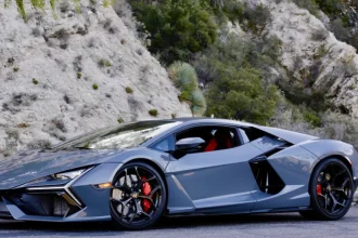 معرفی لامبورگینی روئلتو: ابرخودروی ۵۰ میلیاردی که جاده‌ها را به تسخیر درمی‌آورد