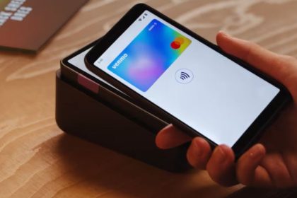 ونمو از پرداخت دوستانه تا سلطه تجاری: تحول استراتژیک یک غول پرداخت 13 ونمو از پرداخت دوستانه تا سلطه تجاری: تحول استراتژیک یک غول پرداخت