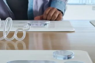 iOS ۱۶ و مرگ Liquid Glass: شفافیت قربانی خوانایی شد