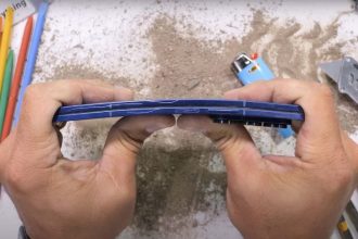 گلکسی Z Fold 7 در آزمون دوام؛ آیا تاشوی جدید سامسونگ جان‌سخت‌تر شده است