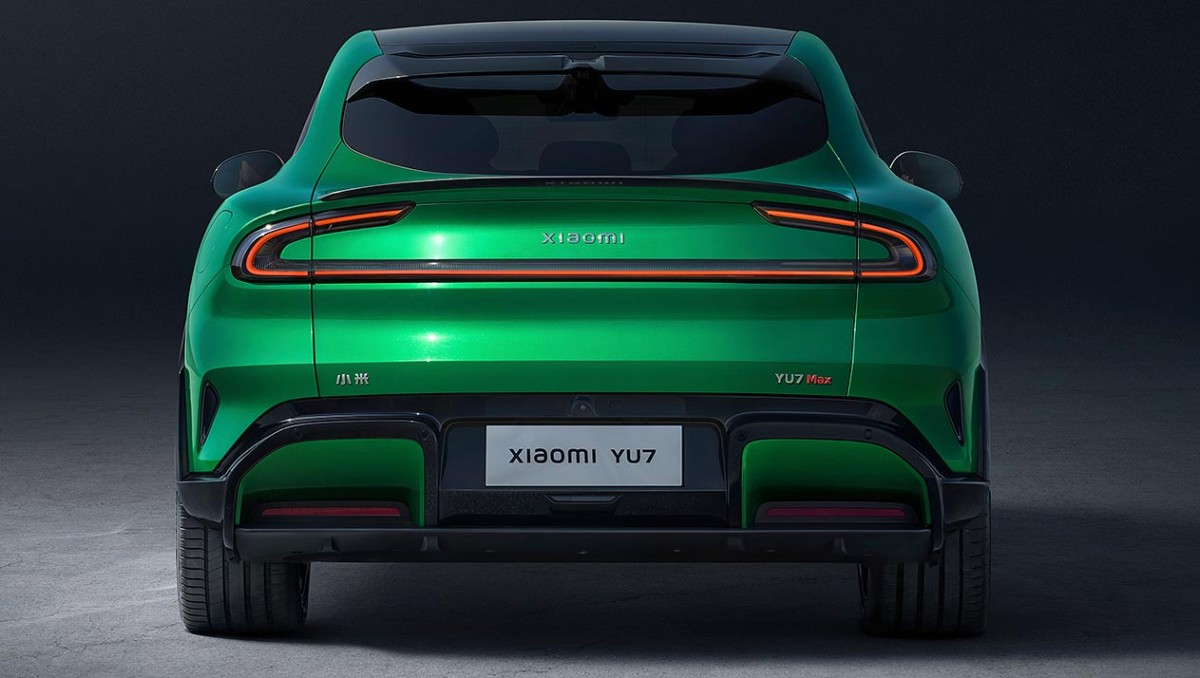شیاومی YU7، شاسیبلندی که بازار خودروهای برقی را به آتش کشید: موجی از سفارشات بیسابقه و انتظاری طولانی 14 شیاومی YU7، شاسیبلندی که بازار خودروهای برقی را به آتش کشید: موجی از سفارشات بیسابقه و انتظاری طولانی