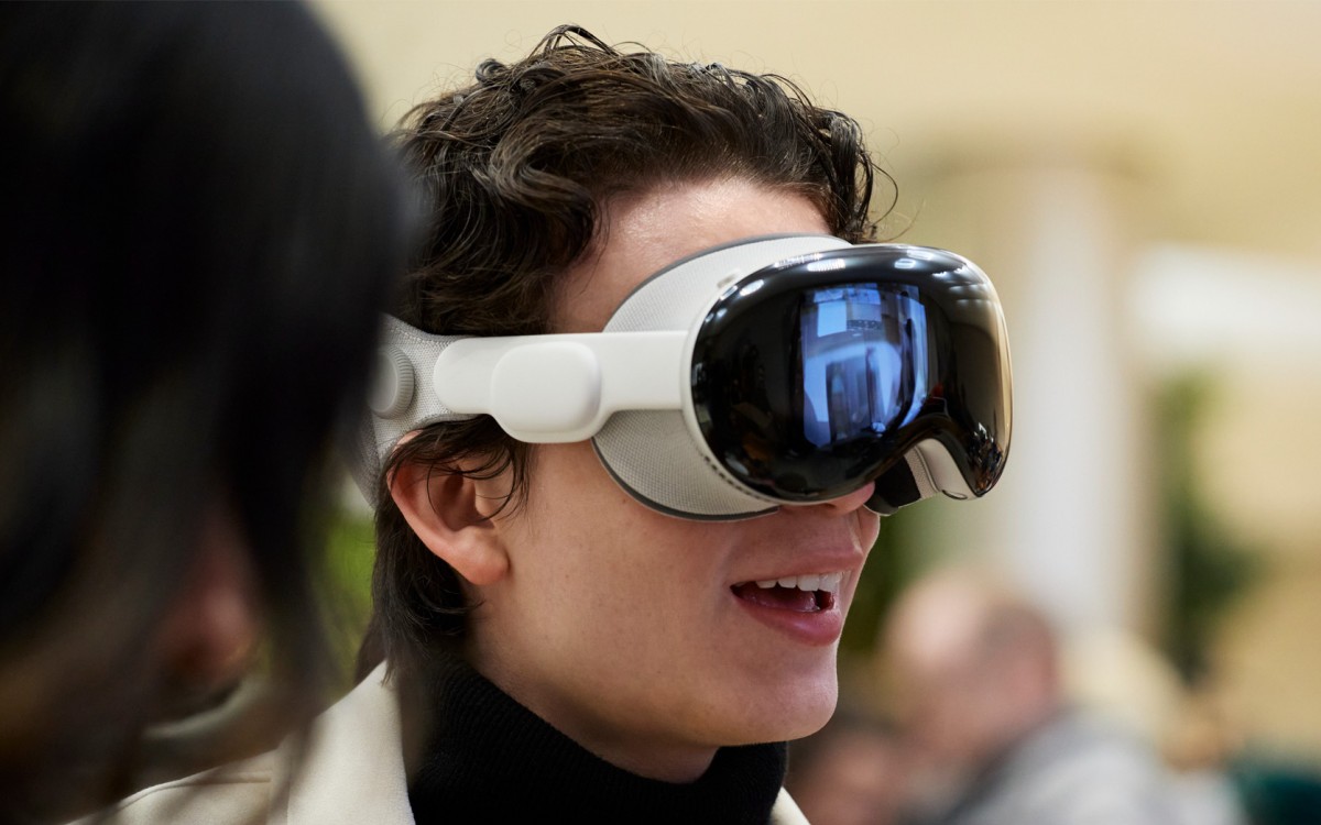 جزئیات کامل برنامه اپل برای آینده واقعیت افزوده: عینک‌های هوشمند و نسل جدید هدست‌های Vision در راهند