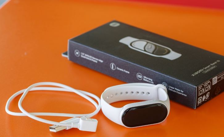 بررسی Xiaomi Smart Band 10؛ رقیب جدید برای سلطنت گجتهای پوشیدنی اقتصادی 16 بررسی Xiaomi Smart Band 10؛ رقیب جدید برای سلطنت گجتهای پوشیدنی اقتصادی