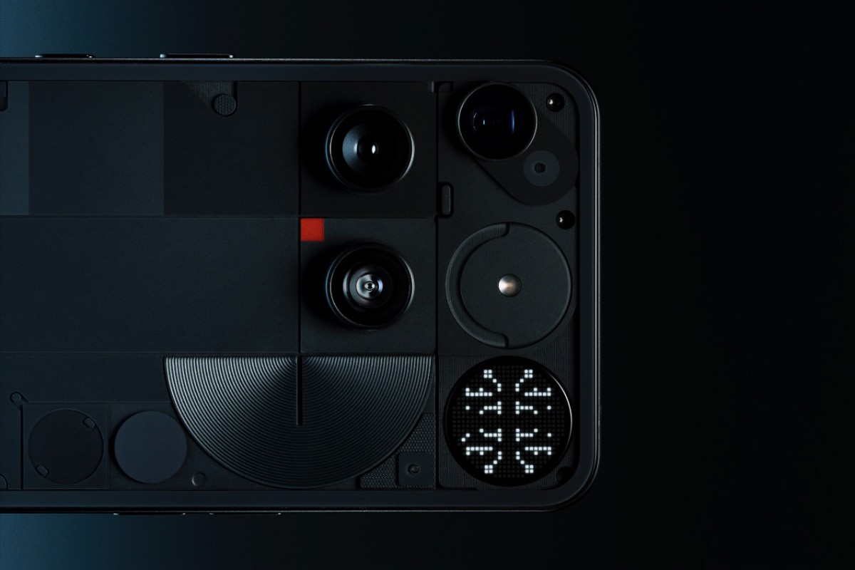 ناتینگ فون (3) از راه رسید: Glyph Matrix جدید، اسنپدراگون 8s نسل 4 و باتری 5150 میلیآمپرساعتی 15 ناتینگ فون (3) از راه رسید: Glyph Matrix جدید، اسنپدراگون 8s نسل 4 و باتری 5150 میلیآمپرساعتی!