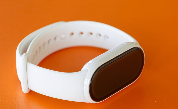 بررسی Xiaomi Smart Band 10؛ رقیب جدید برای سلطنت گجتهای پوشیدنی اقتصادی 15 pp 10