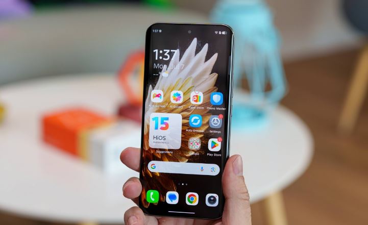 Tecno Spark 40 Pro+: طراحی خیرهکننده و امکانات کامل در یک نگاه! 17 Tecno Spark 40 Pro+: طراحی خیرهکننده و امکانات کامل در یک نگاه!