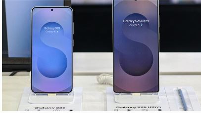 سامسونگ با تخفیف ۹۶۳ دلاری گلکسی زد فولد ۷، خریداران را وسوسه میکند؛ آیا ارزش خرید دارد 14 سامسونگ با تخفیف ۹۶۳ دلاری گلکسی زد فولد ۷، خریداران را وسوسه میکند؛ آیا ارزش خرید دارد؟