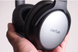 بررسی EarFun Tune Pro؛ هدفون بی‌سیم قدرتمند با عمر باتری بالا و قیمت اقتصادی